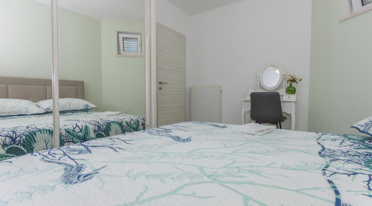 Adria Krk Apartment Krk Town Exterior foto